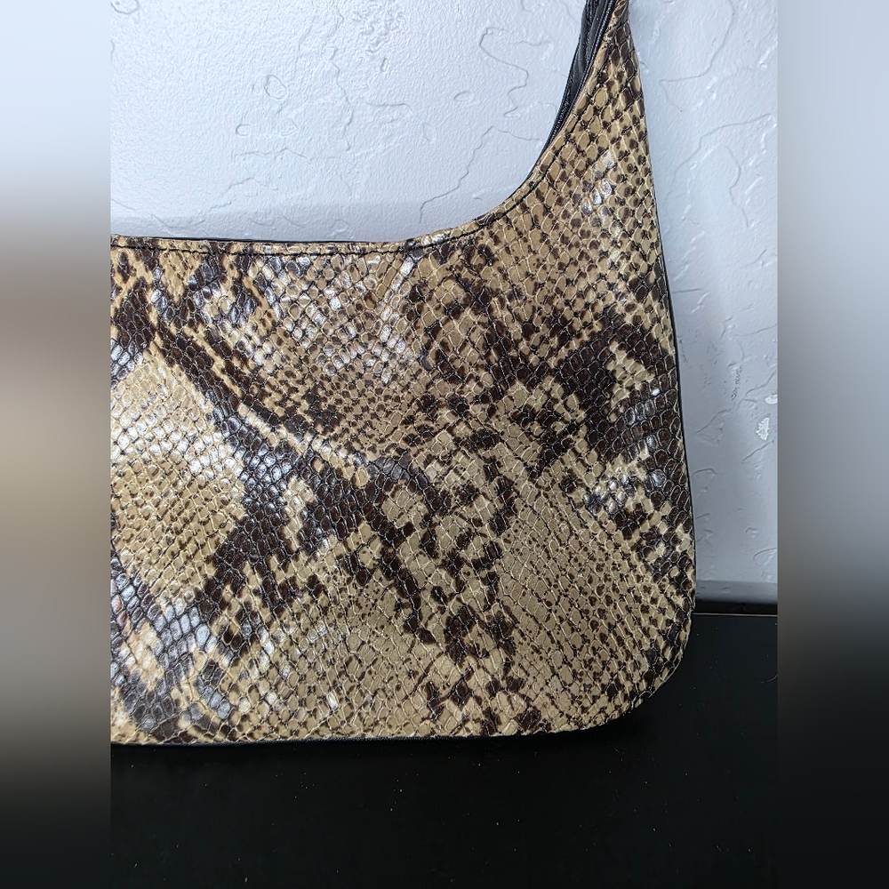 The Limited Faux Snakeskin Pattern Shoulder Bag Mini Purse - Picture 3 of 11